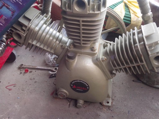 ขายหัวปั๊มลม 5 HP OKURA  ของใหม่ครับ จัดส่งได้ทั่วประเทศ