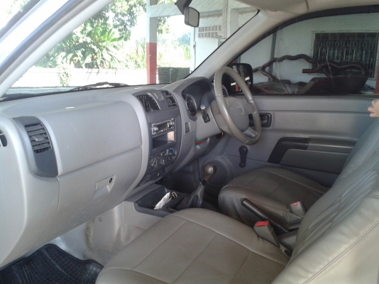 ISUZU d max cab 4