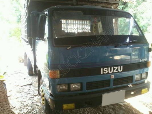 รถบรรทุก 6 ล้อ ยี่ห้อ ISUZU รุ่น NPR 115แรง