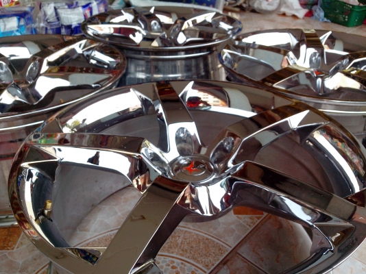 ขายแม็ก18 8.5 5รู114.3 et35มือสอง เงาๆขายกันถูกๆ ขายแม็ก18 8.5 5รู114.3 et35มือสอง เงาๆขายกันถูกๆ