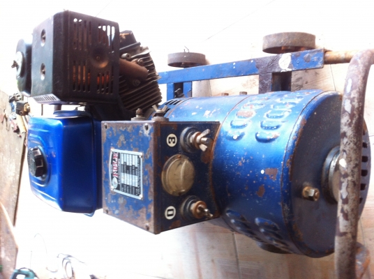 เครื่องปั่นไฟเชื่ิอมได้ ไดร์ 3 kw ของประเทศอังกฤษ เครื่องไทเกอร์ 11 hp พร้อมใช้งาน