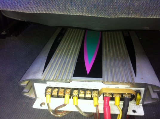 ขายรถบ้านพร้อมใช้ราคาถูกๆครับตัวถังcb4เครื่องเสียง1ชุดแอมซ์2ตัวเครื่อง4g92แจ้งลงเล่มเรียบร้อย