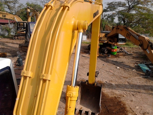 ขายแม็กโครKoMATSU 120-5รถสวยพร้อมใช้ตัวเดินใหย่