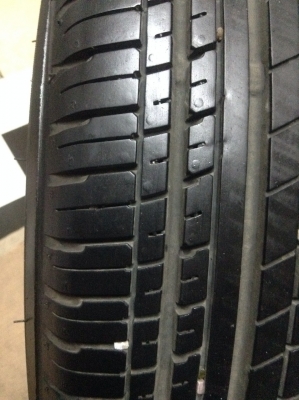 ขายยางป้ายแดงบริสโตน 175 65 15 ปี3413 ถูกก