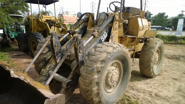 CAT910 รถตักเอวอ่อน สภาพเดิม รถดีสีไม่สวย รถไว้ตักขื้ปูน...เอวแน่น เครื่องแน่น CAT910 รถตักเอวอ่อน สภาพเดิม รถดีสีไม่สวย รถไว้ตักขื้ปูน...เอวแน่น เครื่องแน่น