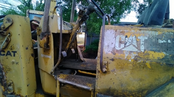 CAT910 รถตักเอวอ่อน สภาพเดิม รถดีสีไม่สวย รถไว้ตักขื้ปูน...เอวแน่น เครื่องแน่น CAT910 รถตักเอวอ่อน สภาพเดิม รถดีสีไม่สวย รถไว้ตักขื้ปูน...เอวแน่น เครื่องแน่น