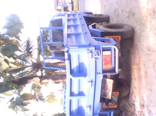 ขายIsuzu ดั้ม 100 แรงม้า ราคา 295,000 บาท