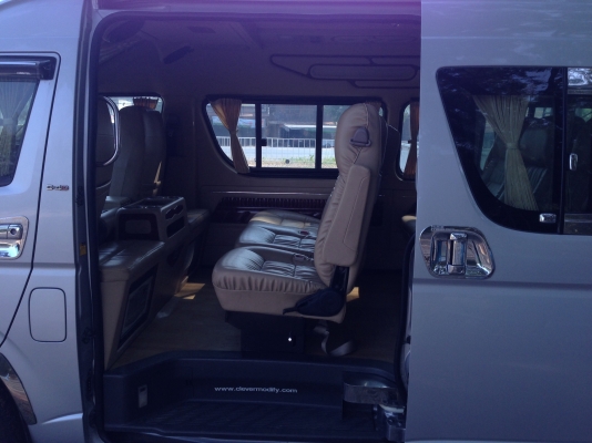 ขายรถตู้commuter 795000 บาท