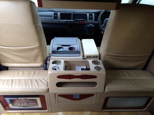 ขายรถตู้commuter 795000 บาท