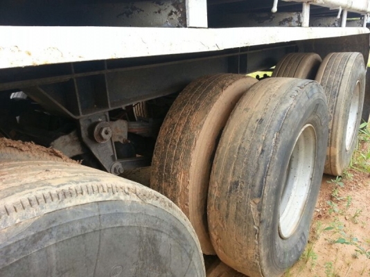 ขายหาง พนัส 3 เพลา ปี 40. สนใจติดต่อ081 - 6079515 ขายหาง พนัส 3 เพลา ปี 40. สนใจติดต่อ081 - 6079515