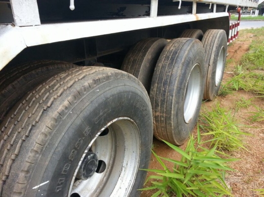 ขายหาง พนัส 3 เพลา ปี 40. สนใจติดต่อ081 - 6079515 ขายหาง พนัส 3 เพลา ปี 40. สนใจติดต่อ081 - 6079515