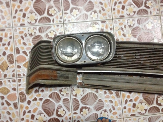 ขายชุดไฟหน้า Crown Ms50