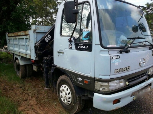 รถฮีโน่ 6 ล้อดั้ม FC4J  ติดเฮี้ยบ 3 ตัน.  145 แรงม้า.  สนใจติ ดต่อ 081 - 6079515