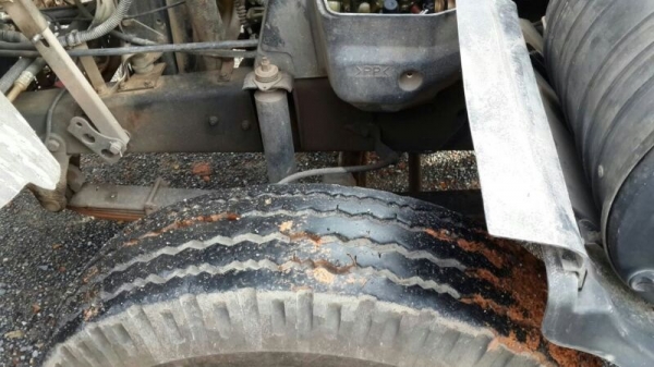 รถฮีโน่ 6 ล้อดั้ม FC4J ติดเฮี้ยบ 3 ตัน. 145 แรงม้า. สนใจติ ดต่อ 081 - 6079515 รถฮีโน่ 6 ล้อดั้ม FC4J ติดเฮี้ยบ 3 ตัน. 145 แรงม้า. สนใจติ ดต่อ 081 - 6079515