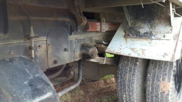 รถฮีโน่ 6 ล้อดั้ม FC4J ติดเฮี้ยบ 3 ตัน. 145 แรงม้า. สนใจติ ดต่อ 081 - 6079515 รถฮีโน่ 6 ล้อดั้ม FC4J ติดเฮี้ยบ 3 ตัน. 145 แรงม้า. สนใจติ ดต่อ 081 - 6079515