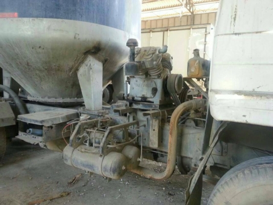 ขายรถสิบล้อ NISSAN UD CWM430 230 เทอร์โบ  เต้าปูน รถยังใช้งาน อยู่