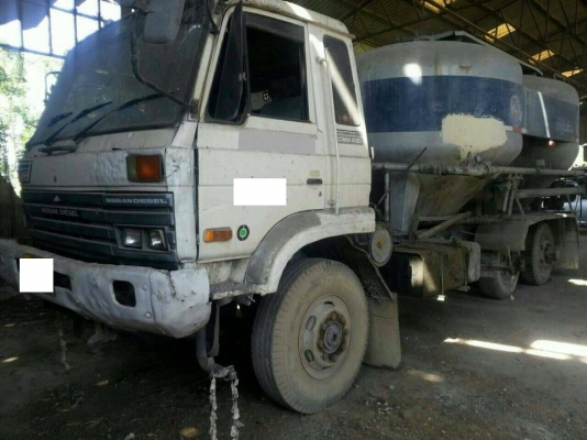 ขายรถสิบล้อ NISSAN UD CWM430 230 เทอร์โบ  เต้าปูน รถยังใช้งาน อยู่