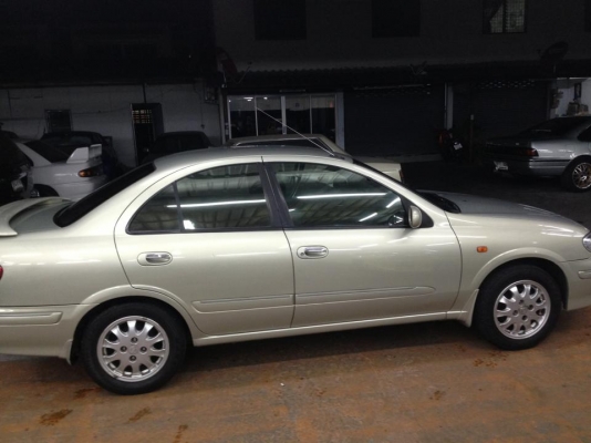 รถบ้าน SUNNY ตัวท๊อบเครื่องแน่น ช่างล่างแน่น แก๊ส+น้ำมัน แอร์เย็น ใครมองหาอยู่ไม่ผิดหวังครับ