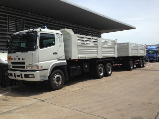 สิบล้อดั้มพ์ รุ่นFV51JKD พร้อมรถพ่วง 3 เพลา