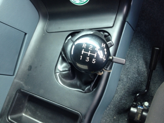 สิบล้อดั้มพ์ รุ่นFV51JKD พร้อมรถพ่วง 3 เพลา