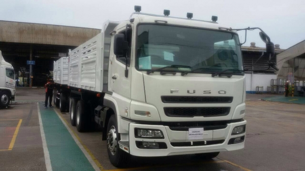 สิบล้อดั้มพ์ รุ่นFV51JKD พร้อมรถพ่วง 3 เพลา