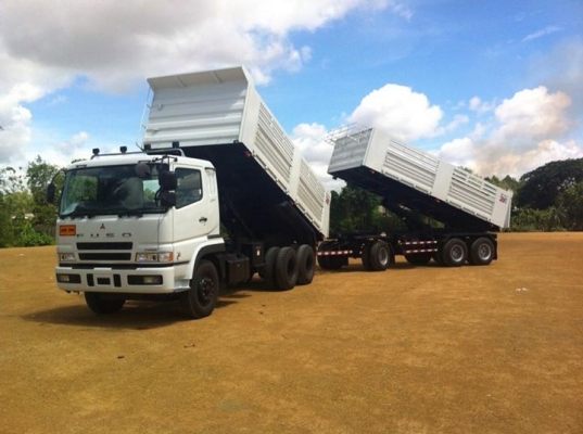 สิบล้อดั้มพ์ รุ่นFV51JKD พร้อมรถพ่วง 3 เพลา