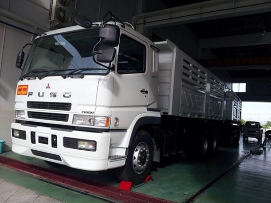 สิบล้อดั้มพ์ รุ่นFV51JKD พร้อมรถพ่วง 3 เพลา