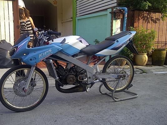 400cc  สมัครเมื่อ     Sep 2011 โพส     3,876	  +++ขาย ls จัดสภาพแว้นๆสะเต็บลูกวีอาร์ เกียรซิ่ง 1 2 เอกสารชุดโอนครบพร้อมโอน13999บาท++