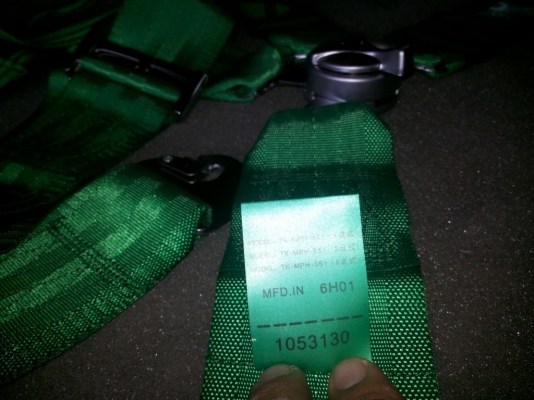 ขายเข็มขัดรัด 4 จุดของ takata ครับ ราคาที่ 1900 บาท ขายเข็มขัดรัด 4 จุดของ takata ครับ ราคาที่ 1900 บาท