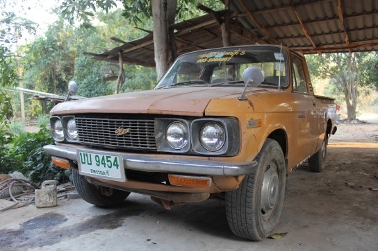 isuzu faster ทบ.ขาด กย.54 เบนซินเดิมๆ สุพรรณบุรี isuzu faster ทบ.ขาด กย.54 เบนซินเดิมๆ สุพรรณบุรี