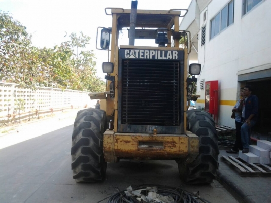 CAT 924F รถตักล้อยาง สภาพสมบูรณ์ พร้อมใช้งาน ลดราคาเหลือ 600000 บาท