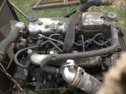 ขายปั้มน้ำ ใช้เครื่องยนต์ ISUZU 4 JB1   88 แรง ขาย 30,000 ครับ พร้อมใช้