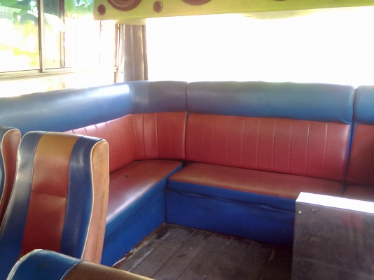 รถบัสพัดลม 50 ที่นั่ง เครื่อง Nissan เครื่องเสียง ทีวีพร้อม