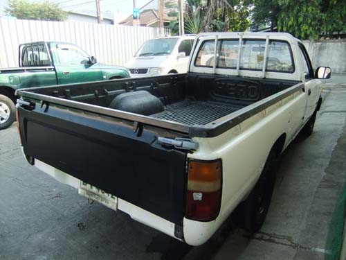 Toyota mighty-x 2.5 ตอนเดียว ปี 96 สีขาว Toyota mighty-x 2.5 ตอนเดียว ปี 96 สีขาว