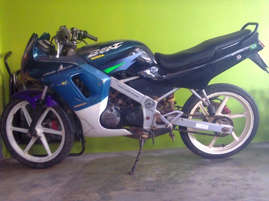 ฮอนด้าบีทอาร์  110 cc' สองจังหวะทนจัดประหยัดจริง  6500 บาท