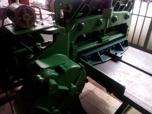 เครื่องตัดกระดาษใช้มอเตอร์