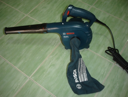 ขายเครื่องเป่าลม(Blower) Bosch รุ่น GBL 800 E (800w.)