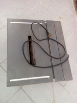 แท่นตัดตัวเล็ก