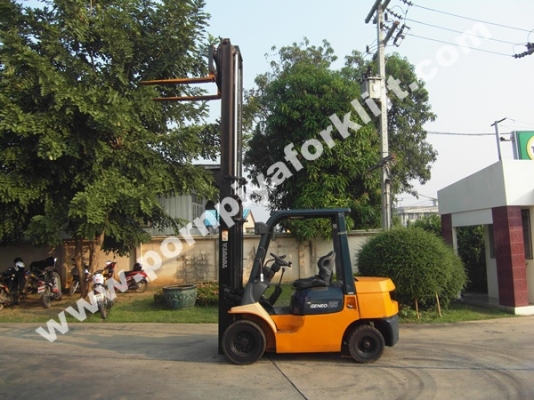 จำหน่ายรถ Forklift TOYOTA 7FD25 จำหน่ายรถ Forklift TOYOTA 7FD25