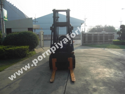 จำหน่ายรถ Forklift TOYOTA 7FD25 จำหน่ายรถ Forklift TOYOTA 7FD25