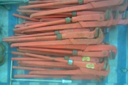 ประแจคอม้าเก่าเก็บสภาพเก่าเก็บครับขนาด 2 นิ้วครับราคานี้สุดคุ้มพร้อมใช้ครับราคานี้คุ้มครับ