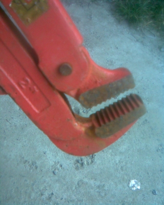 ประแจคอม้าเก่าเก็บสภาพเก่าเก็บครับขนาด 2 นิ้วครับราคานี้สุดคุ้มพร้อมใช้ครับราคานี้คุ้มครับ