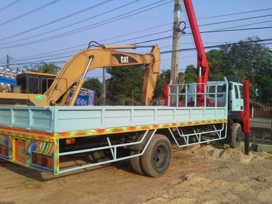 ขายรถบรรทุก 6 ล้อ ช่วงยาว ติดเครน 3 ตันกว่า