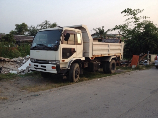 ขาย 6 ล้อ ดั้ม