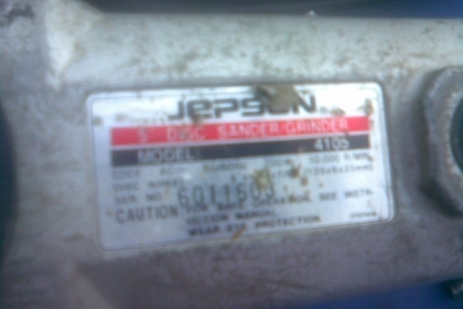 หินเจียรขนาด 7 นิ้วสภาพพร้อมใช้งานครับเสื้ออลูมิเนียมขนาด 7 นิ้ว เสียงนิ่มครับตัวนี้ใช้ยาวครับรุ่นนี้