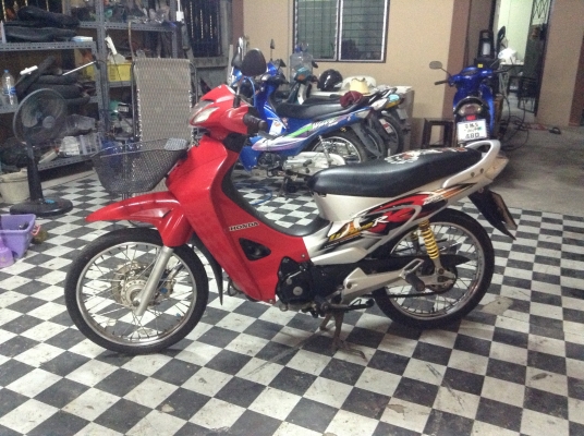 ขาย!!!เวฟ125R กุญแจใหญ่ ปี48 รถเครื่องคับ มีเล่มทะเบียนครบ