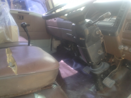 หัวแชสชี หกล้อ HINO 117 แรงม้า ขายสด ผ่อน หัวแชสชี หกล้อ HINO 117 แรงม้า ขายสด ผ่อน