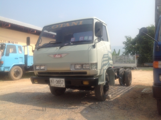 หัวแชสชี  หกล้อ  HINO  117  แรงม้า   ขายสด  ผ่อน