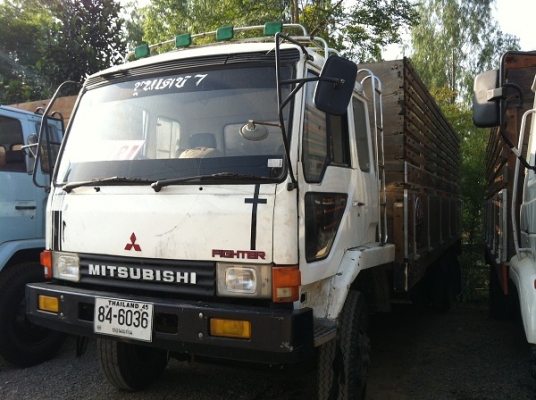 ขาย MITSUBISHI 6 ล้อ