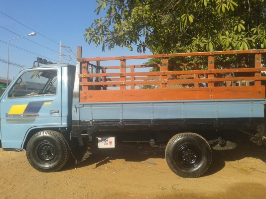 ขาย 4 ล้อ ISUZU NKR 88 แรงม้า เพลาลอย (ดาวน์ 39000 บาท จัดแน้นทุกจังหวัด  อนุมัติง่ายวันเดียวเร็วทันใจ) (4JB1)(NKR55E) เครื่องแห้งๆ แรงๆ ดี แซสซีสวยๆทั้งเส้น ภาษีเต็ม พร้อมโอน พร้อมใช้งานทันที